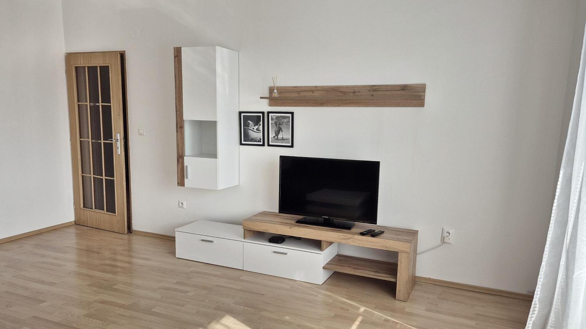 Apartman Zlatovska Trenčín Exteriör bild